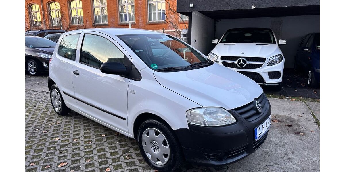 VW Fox 127.721 km 2.680 € Berlin 13403