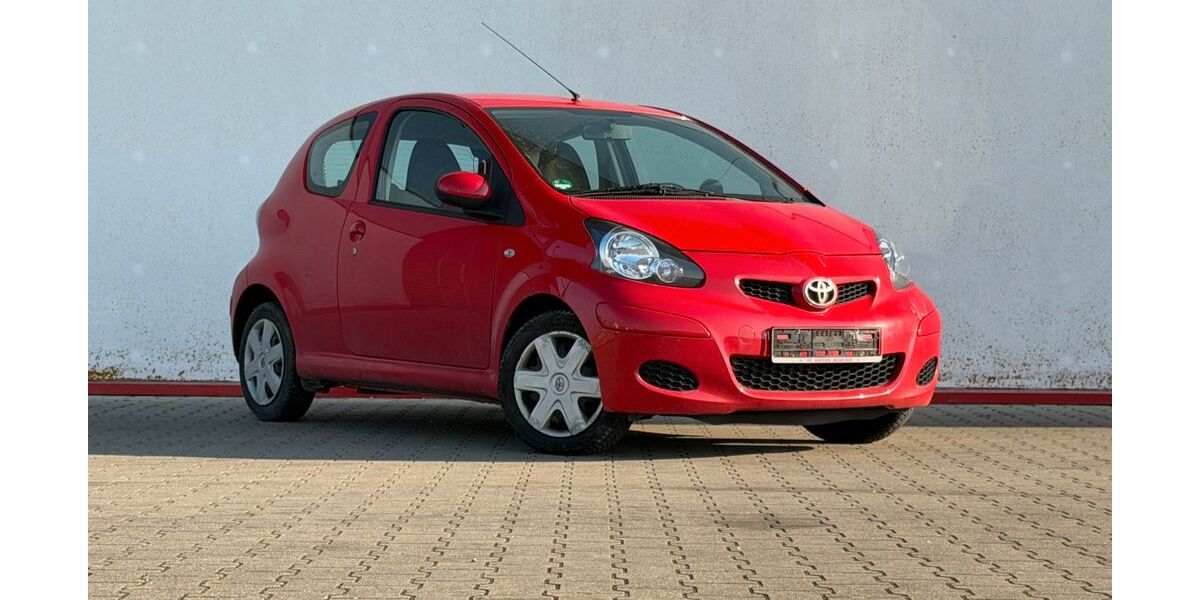 Toyota Aygo (X) 144.000 km 2.990 &euro; Dillingen an der Donau 89407