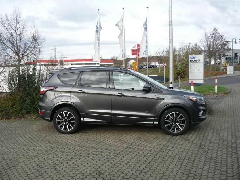 Ford Kuga 85.900 km 21.990 € Hünfeld 36088