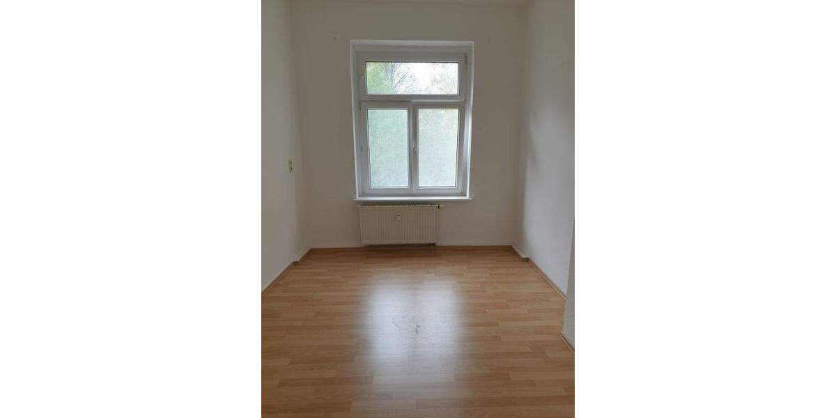 Etagenwohnung Wilsdruff - 3 Zimmer, 80 m&sup2;, 550&euro; | Angebot:24991671