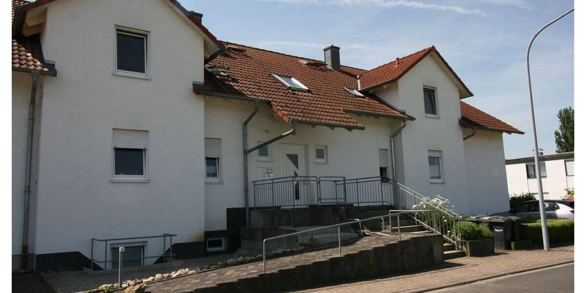 Etagenwohnung Schwalmstadt Ziegenhain - 2 Zimmer, 70 m&sup2;, 490&euro; | Angebot:26787380