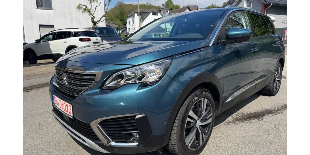Peugeot 5008 220.000 km 16.499 &euro; Engelskirchen 51766