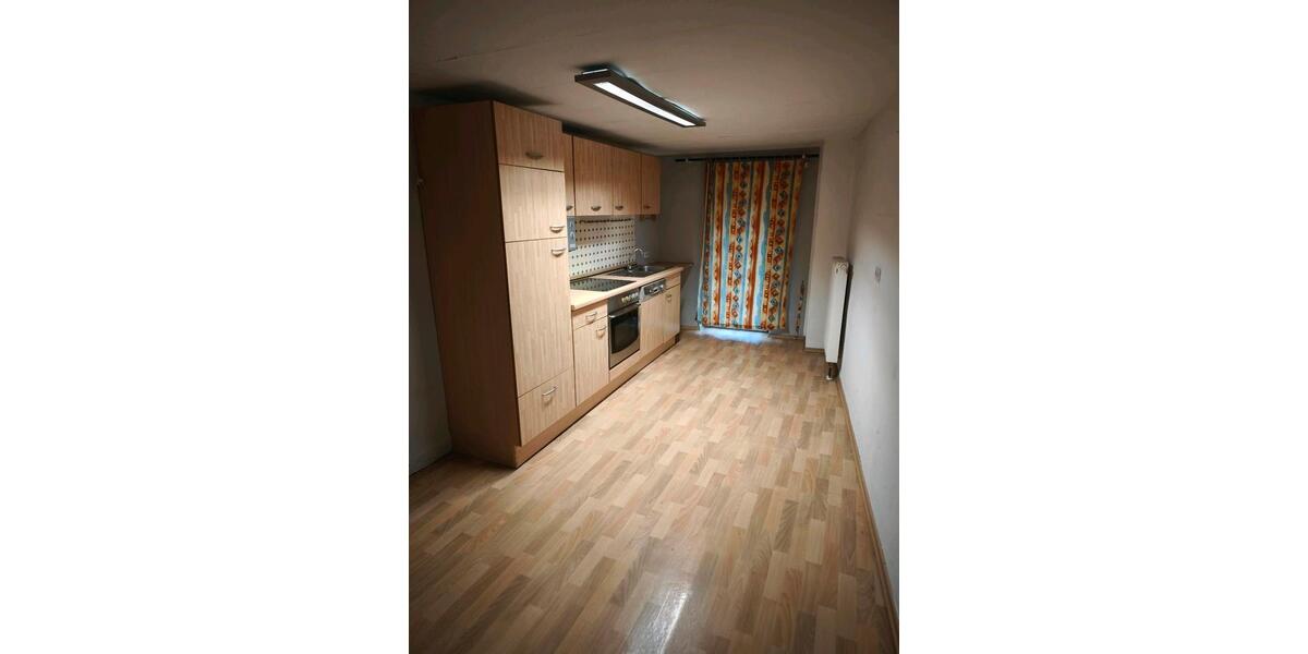 Einfamilienhaus Arnsberg Rusch - 8 Zimmer, 160 m&sup2;, 1.000&euro; | Angebot:25307301