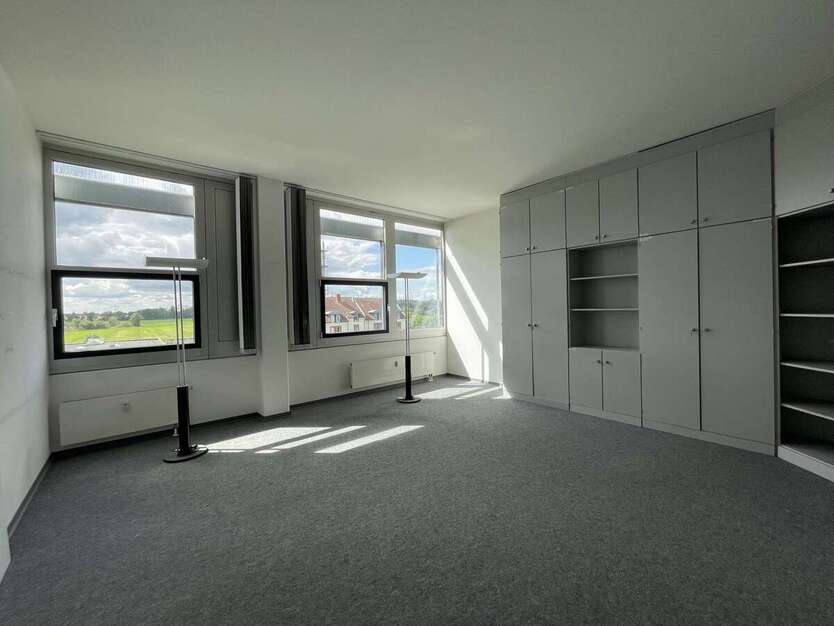 hochwertige, sanierte Bürofläche im Dölziger Gewerbegebiet! 14 zimmer