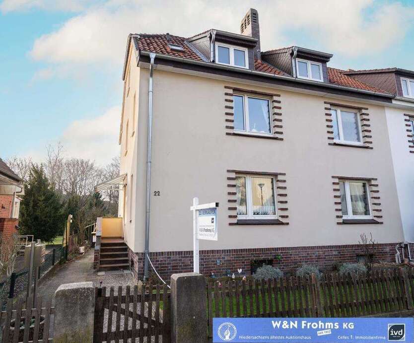 Haus zum Kaufen in Celle 300.000 € 170 m²
