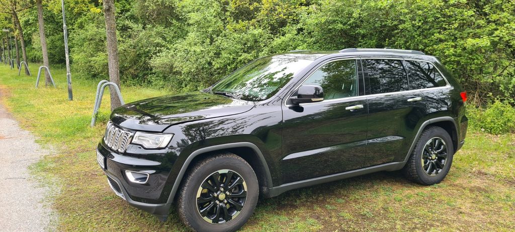 Jeep Grand Cherokee 178.000 km 22.000 &euro; Bremen 28259