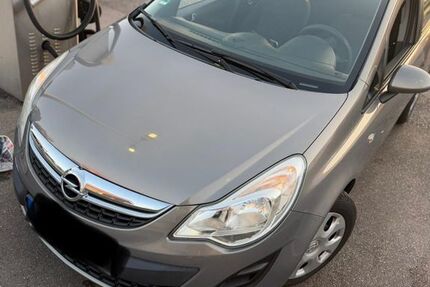 Opel Corsa 187.000 km 2.900 &euro; Augsburg 86156