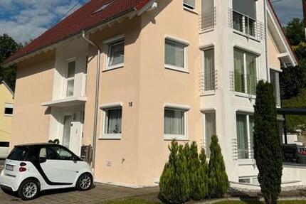 3,5 Zi Wo 100qm Terrasse Balkon Keller Garage 3.5 zimmer
