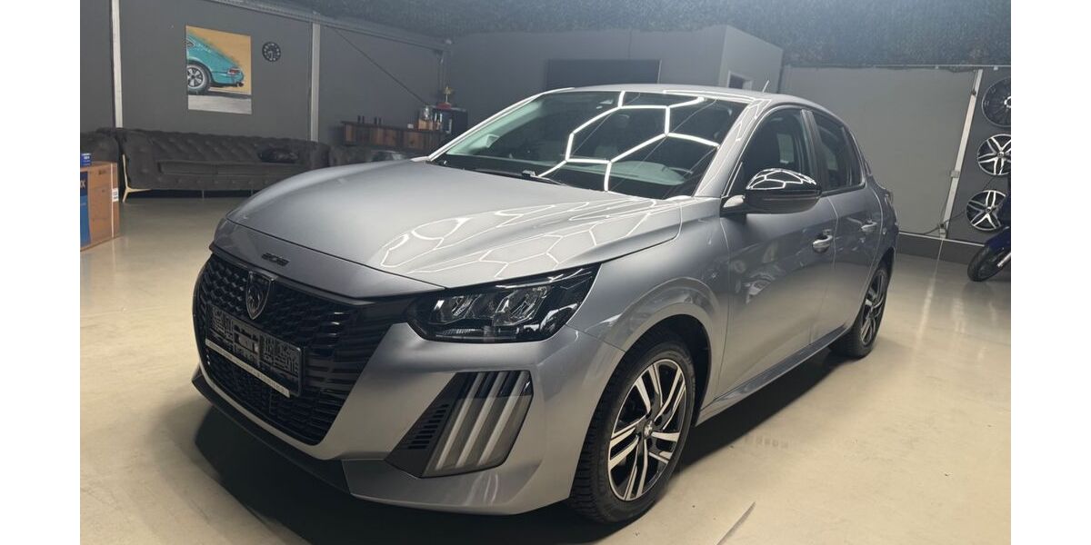 Peugeot 208 24.227 km 12.999 &euro; Ulm 89079