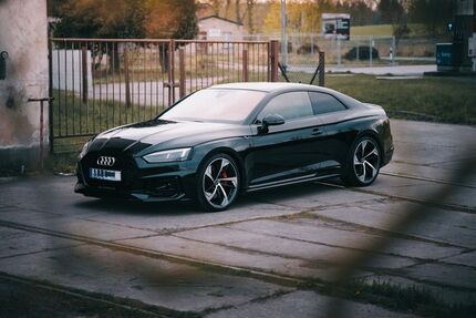 Audi RS5 59.000 km 59.500 &euro; Görlitz 02827
