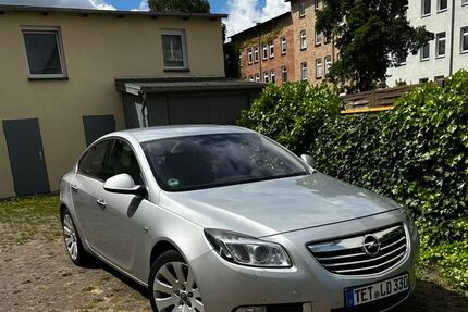 Opel Insignia 234.000 km 4.500 &euro; Güstrow 18273