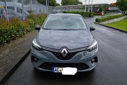 Renault Clio 49.350 km 10.700 &euro; Aachen 52066