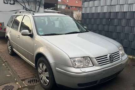 VW Bora 203.000 km 2.750 &euro; Kassel 34134