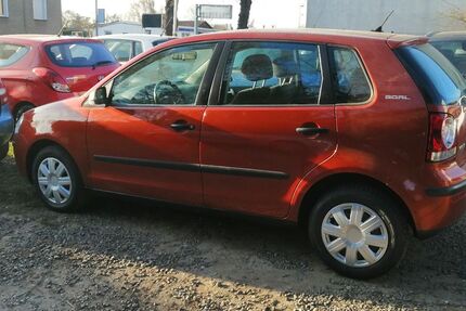 VW Polo 110.000 km 2.650 &euro; Schönefeld OT-Waltersdorf 12529