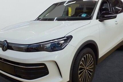 VW Tiguan 23.465 km 32.690 &euro; Bremerhaven 27568