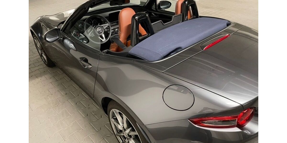 Mazda MX-5 9.808 km 32.300 &euro; Ludwigsburg 71640