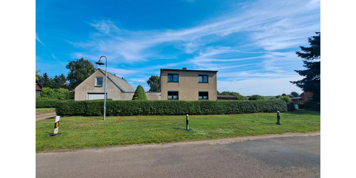 Einfamilienhaus Lübz - 4 Zimmer, 135 m&sup2;, 170.000&euro; | Angebot:26050398