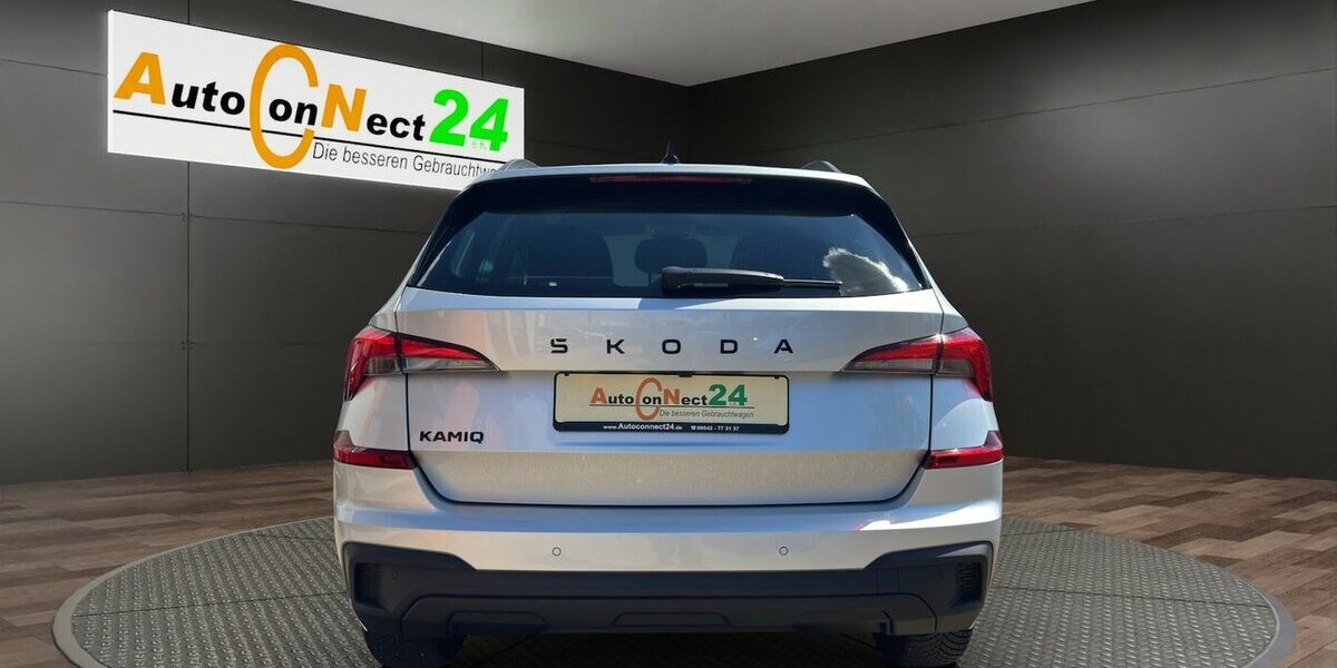 Skoda Kamiq 1.0 TSi Selection Black *Sitzhzg/Kamera/LED/ 13.225 km 21.490 &euro; Bamberg 96052