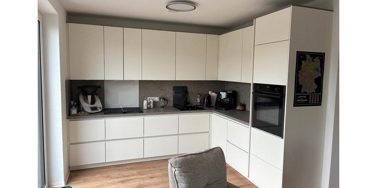 Etagenwohnung Zetel - 2 Zimmer, 87 m&sup2;, 1.070&euro; | Angebot:26618573