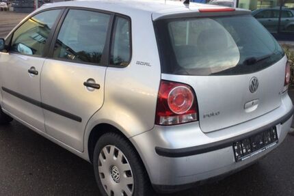 VW Polo 91.600 km 2.800 &euro; Metzingen 72555