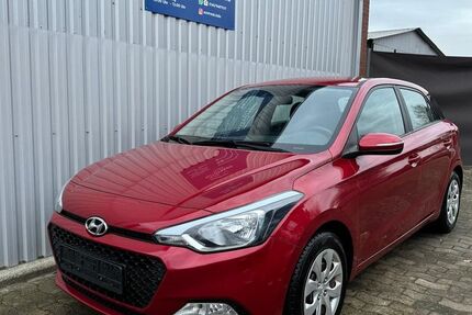 Hyundai i20 79.890 km 9.845 &euro; Stuhr 28816
