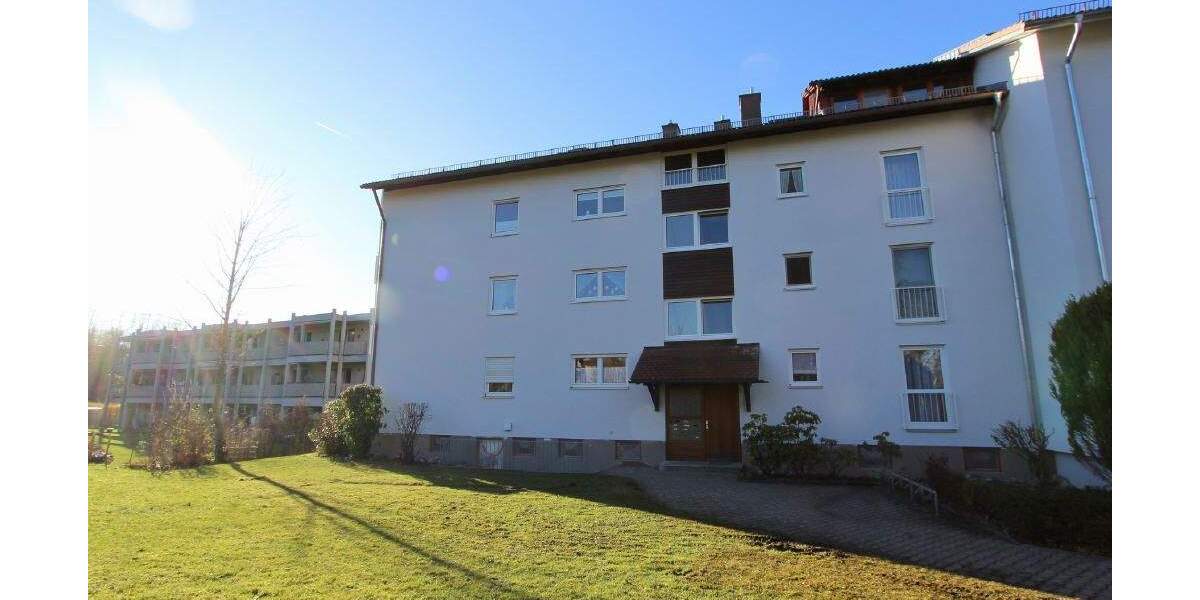 Sofort beziehbare Wohnung mit schöner Aussicht ins Grüne 2 zimmer