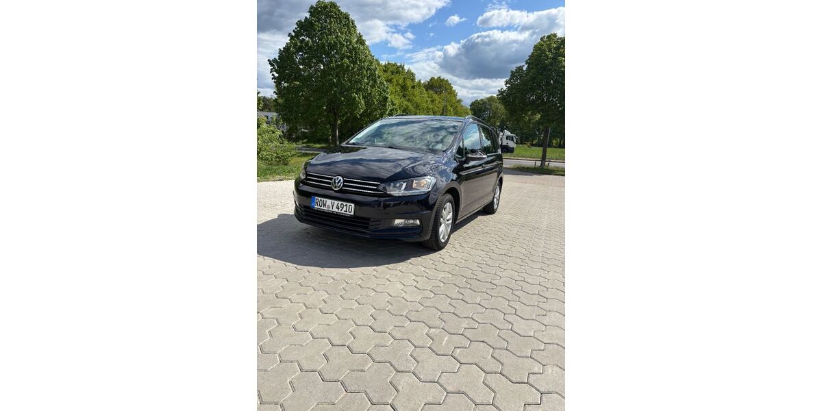 VW Touran 203.684 km 10.900 &euro; Sottrum 27367