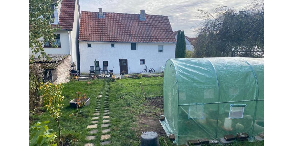 Einfamilienhaus Grebenstein - 7 Zimmer, 140 m&sup2;, 108.000&euro; | Angebot:26982781