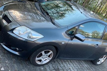 Toyota Auris 157.200 km 3.000 &euro; Kaufering 86916