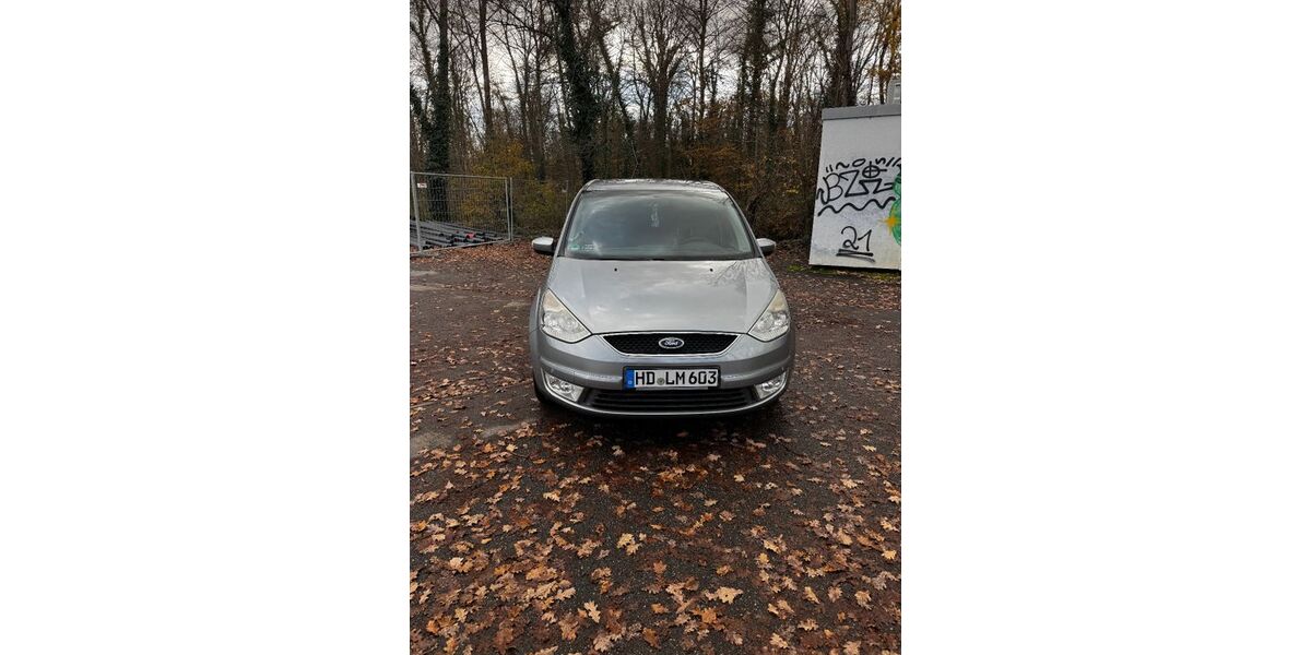 Ford Galaxy 235.000 km 5.000 € Ketsch 68775