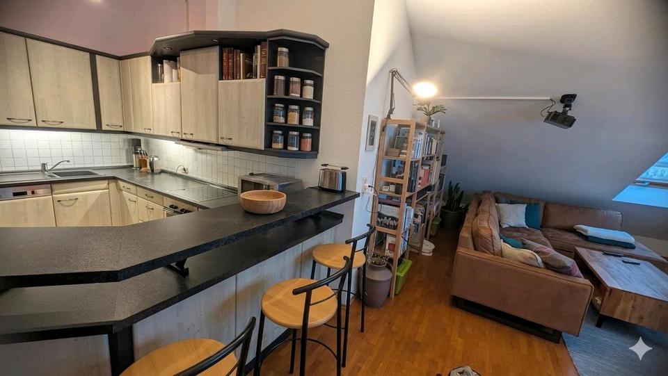 Dachgeschoßwohnung Dresden Blasewitz - 2 Zimmer, 73 m&sup2;, 899&euro; | Angebot:26241705