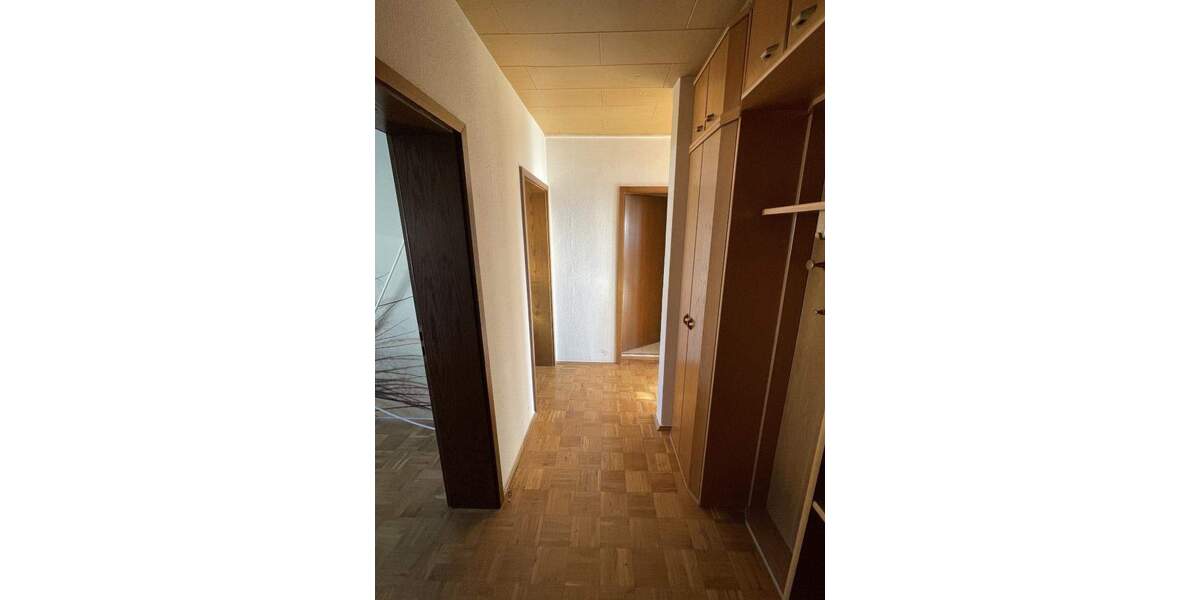 Charmante 3-Zimmer-Eigentumswohnung mit Balkon und Einzelarage in Rosbach 3 zimmer