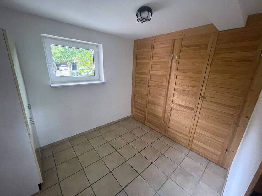 GROSSZÜGIGES Einfamilienhaus IN RUHIGER LAGE