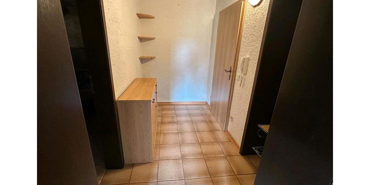 Etagenwohnung Lebach - 3 Zimmer, 95 m&sup2;, 700&euro; | Angebot:24841122