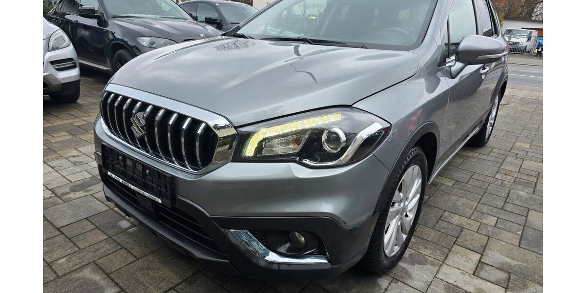Suzuki (SX4) S-Cross 138.000 km 9.990 &euro; München, Pasing-Obermenzing 81247