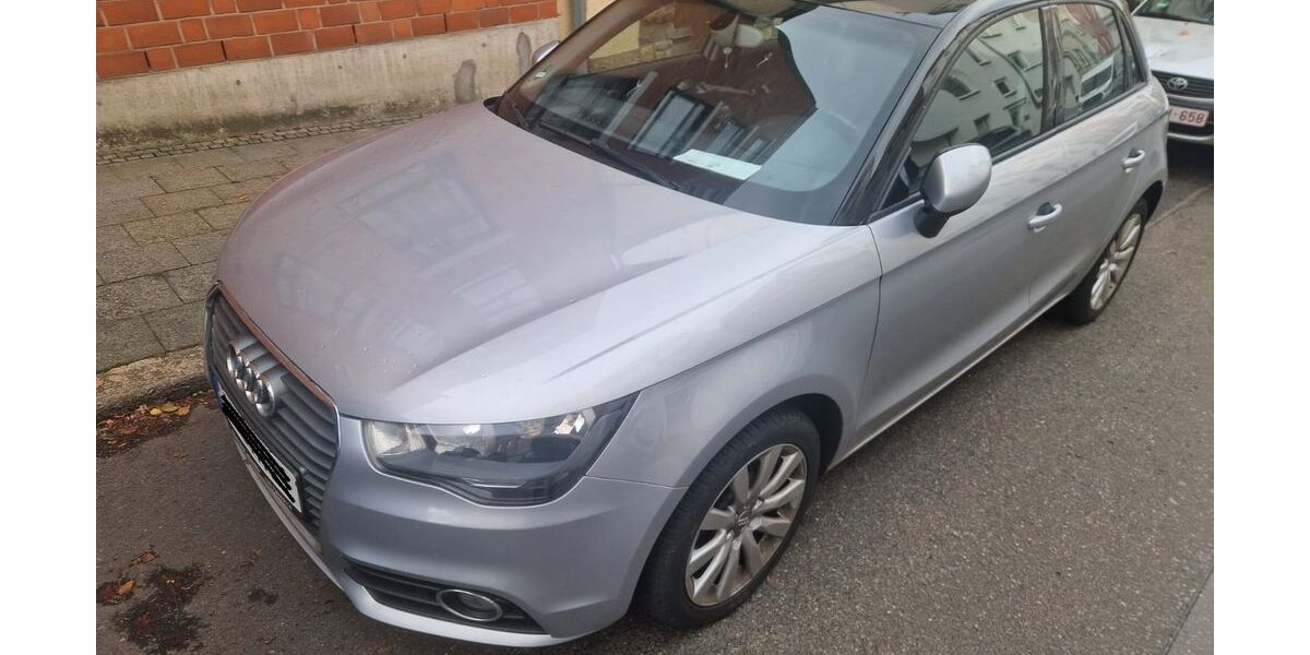 Audi A1 90.000 km 11.600 € Aachen 52066