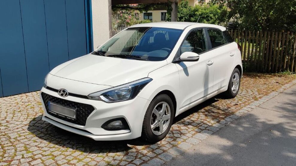 i20