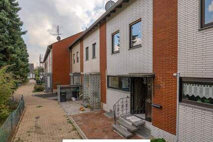 Ihr neues Zuhause mit Potenzial - Reihenmittelhaus in familienfreundlicher Lage 4 zimmer