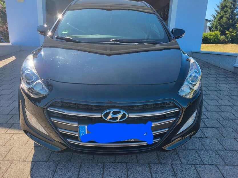 i30