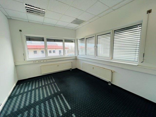 EUPORA® Immobilien: Moderne Gewerbe-Bürofläche in Kirchheimbolanden. zimmer