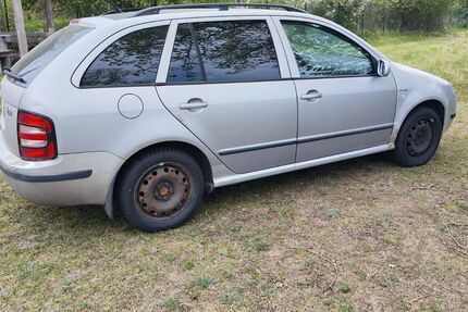 Skoda Fabia 231.684 km 1.000 &euro; Kratzeburg 17237