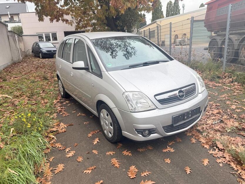Opel Meriva 75.000 km 3.890 € Brühl 50321