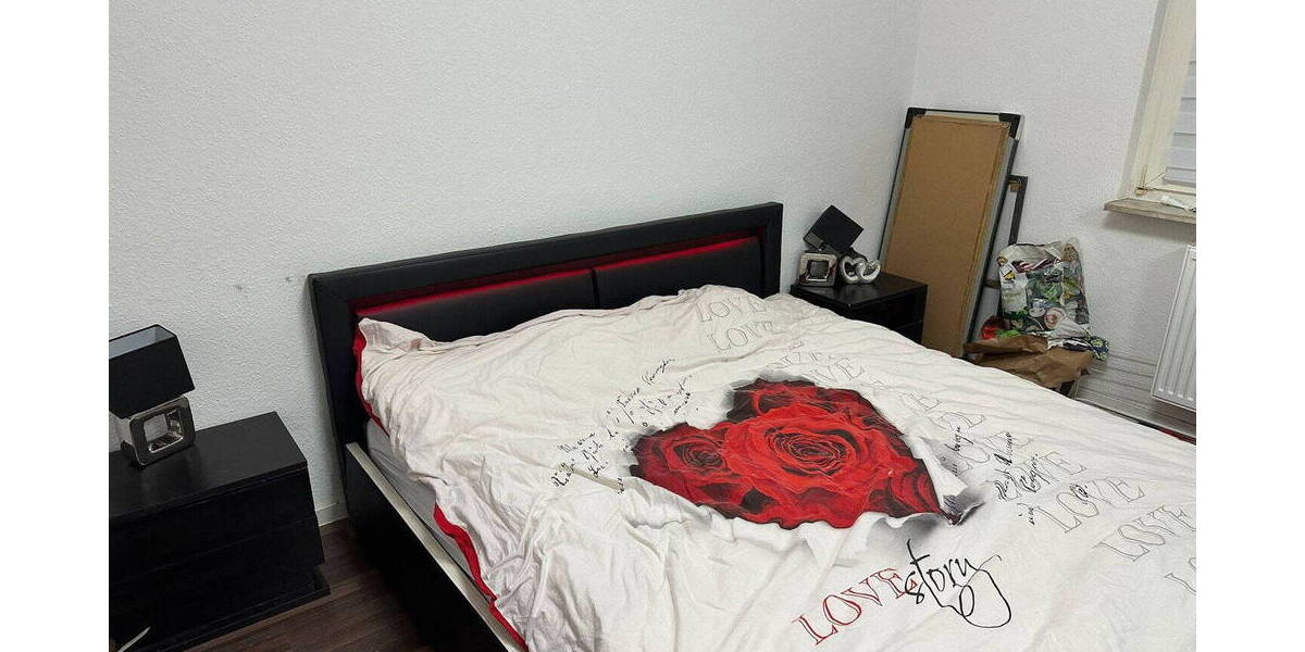 Etagenwohnung Essen Frohnhausen - 3 Zimmer, 67 m&sup2;, 900&euro; | Angebot:25996827