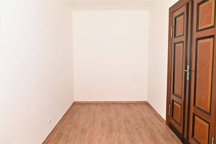 Etagenwohnung Stralsund Altstadt - 3 Zimmer, 91 m&sup2;, 950&euro; | Angebot:26902406