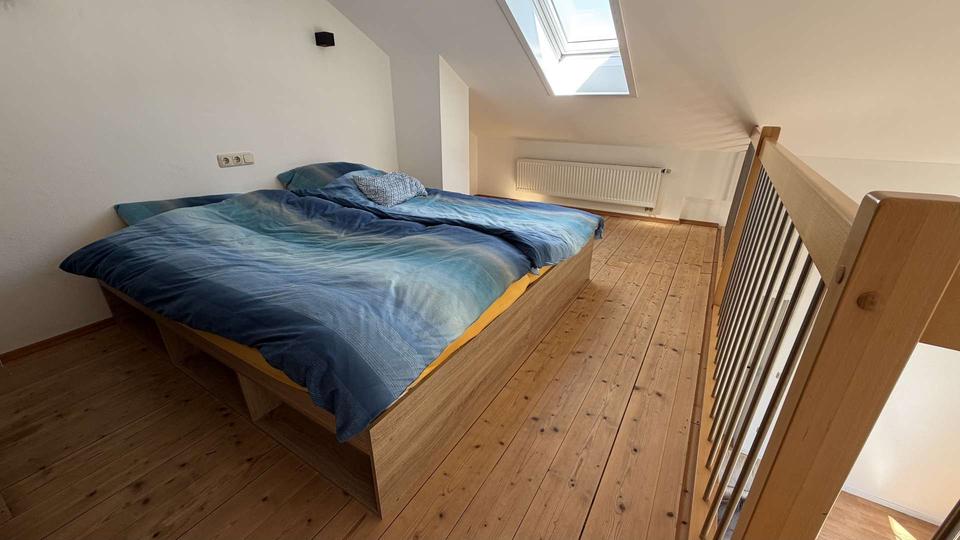 Dachgeschoßwohnung Bruckmühl - 2 Zimmer, 85 m&sup2;, 1.100&euro; | Angebot:26374916