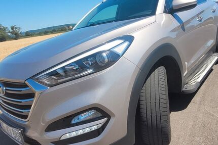 Hyundai TUCSON 203.000 km 10.250 &euro; Ettenheim 77955