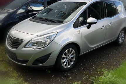 Opel Meriva 192.615 km 4.300 &euro; Halver 58553