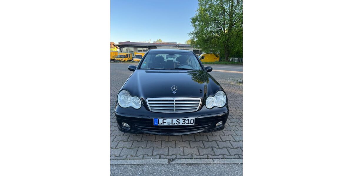 Mercedes-Benz C 220 178.000 km 5.000 &euro; Laufen 83410