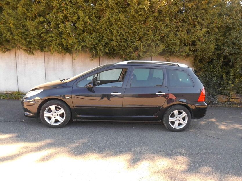 Peugeot 307 205.760 km 2.699 € Hechingen 72379
