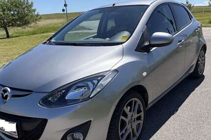 Mazda 2 96.000 km 6.300 &euro; Raisting 82399